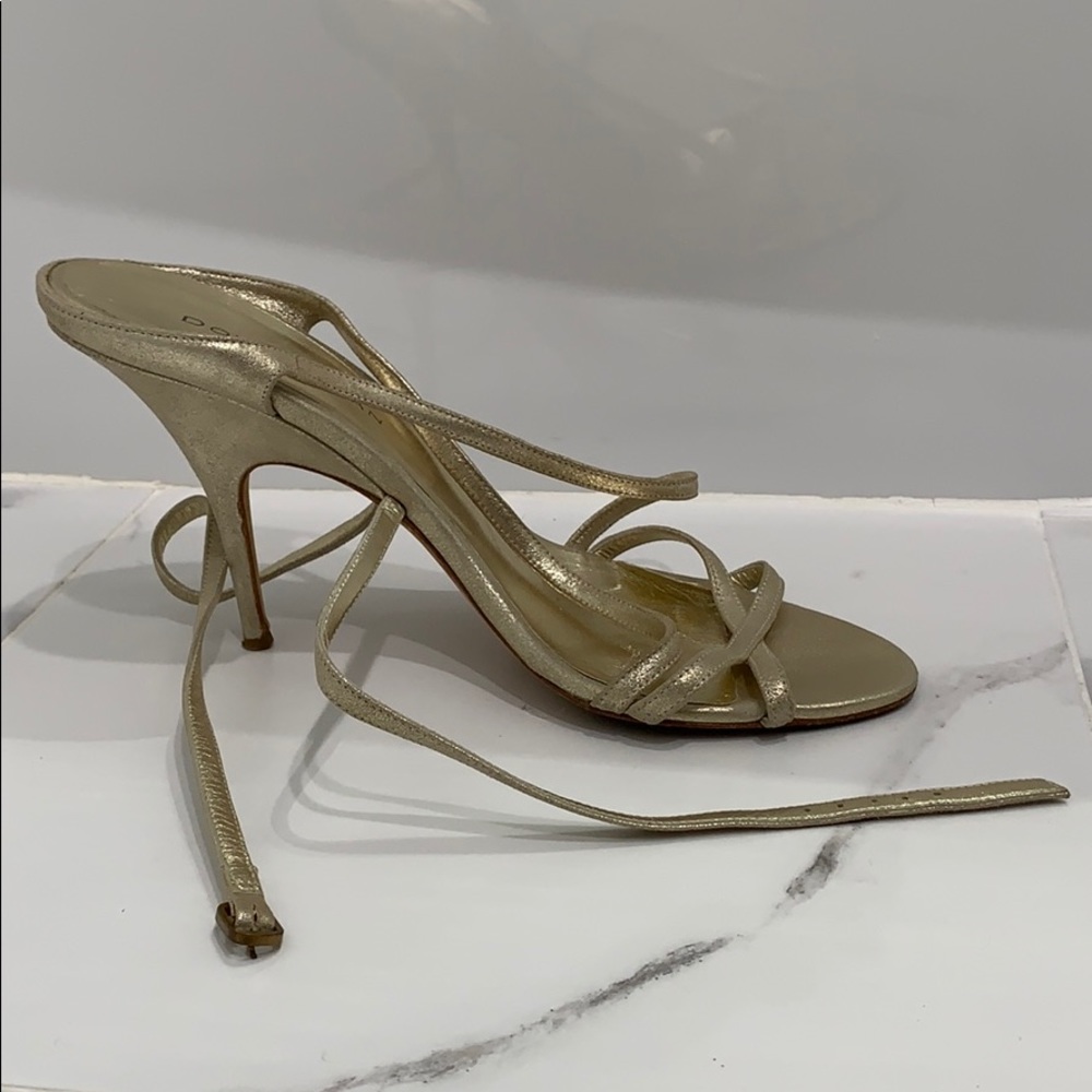 Donna Karen shimmery Gold Heel
